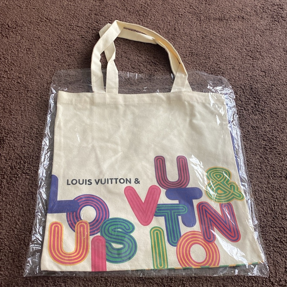 Lv design tote - Picture 4 of 4